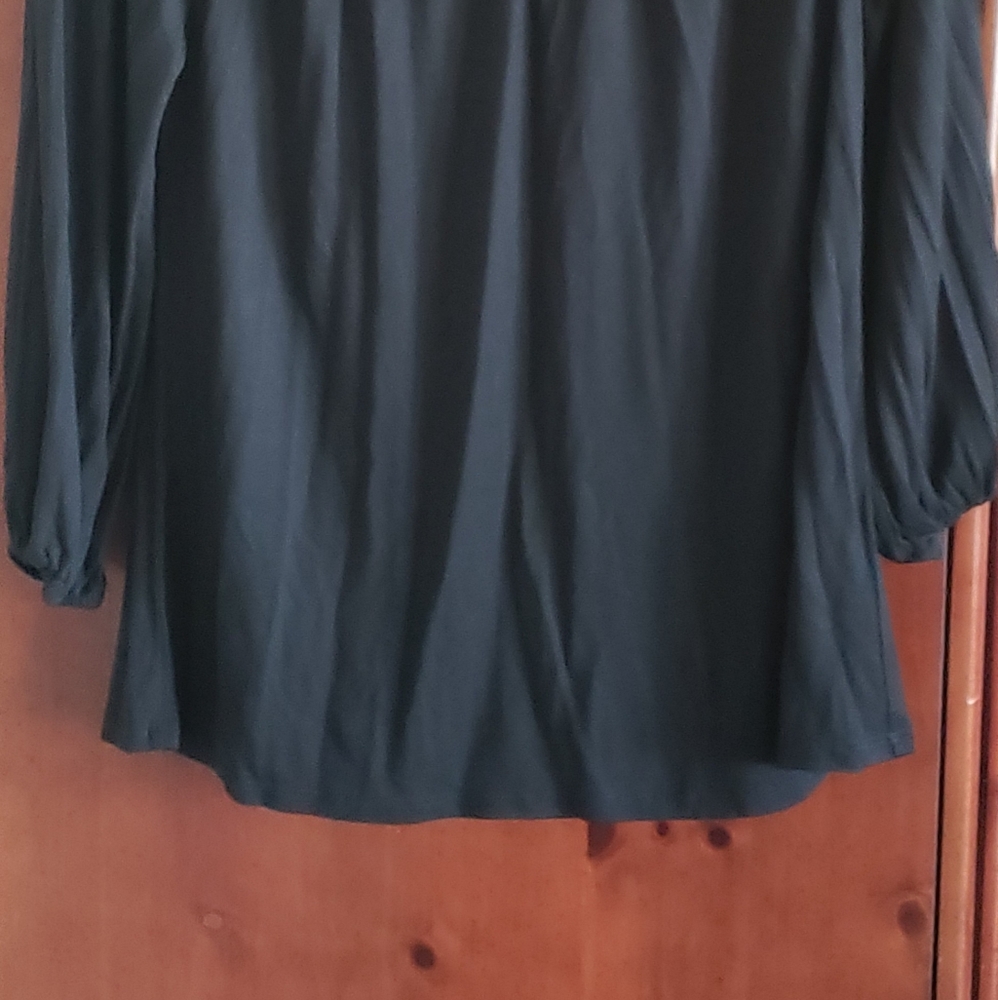 Blouse - Picture 2 of 2